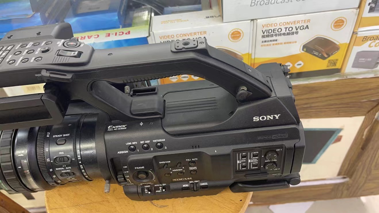 SONY PMW-300K1 Professional XDCAM Camcorder - Image 2