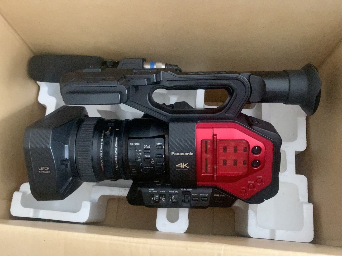 Panasonic AG-DVX200 hailed as ultimate compact 4K camcorder